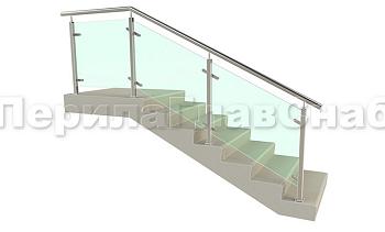 Ограждение лестницы с квадратными стойками и пластинчатыми стеклодержателями в Красноярске. Готовые проекты ПерилаГлавСнаб