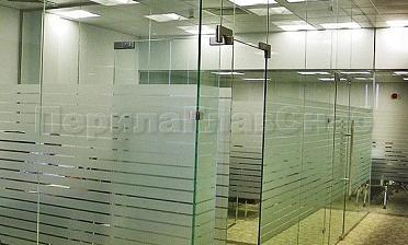 Стеклянные перегородки для офиса купить в Красноярске